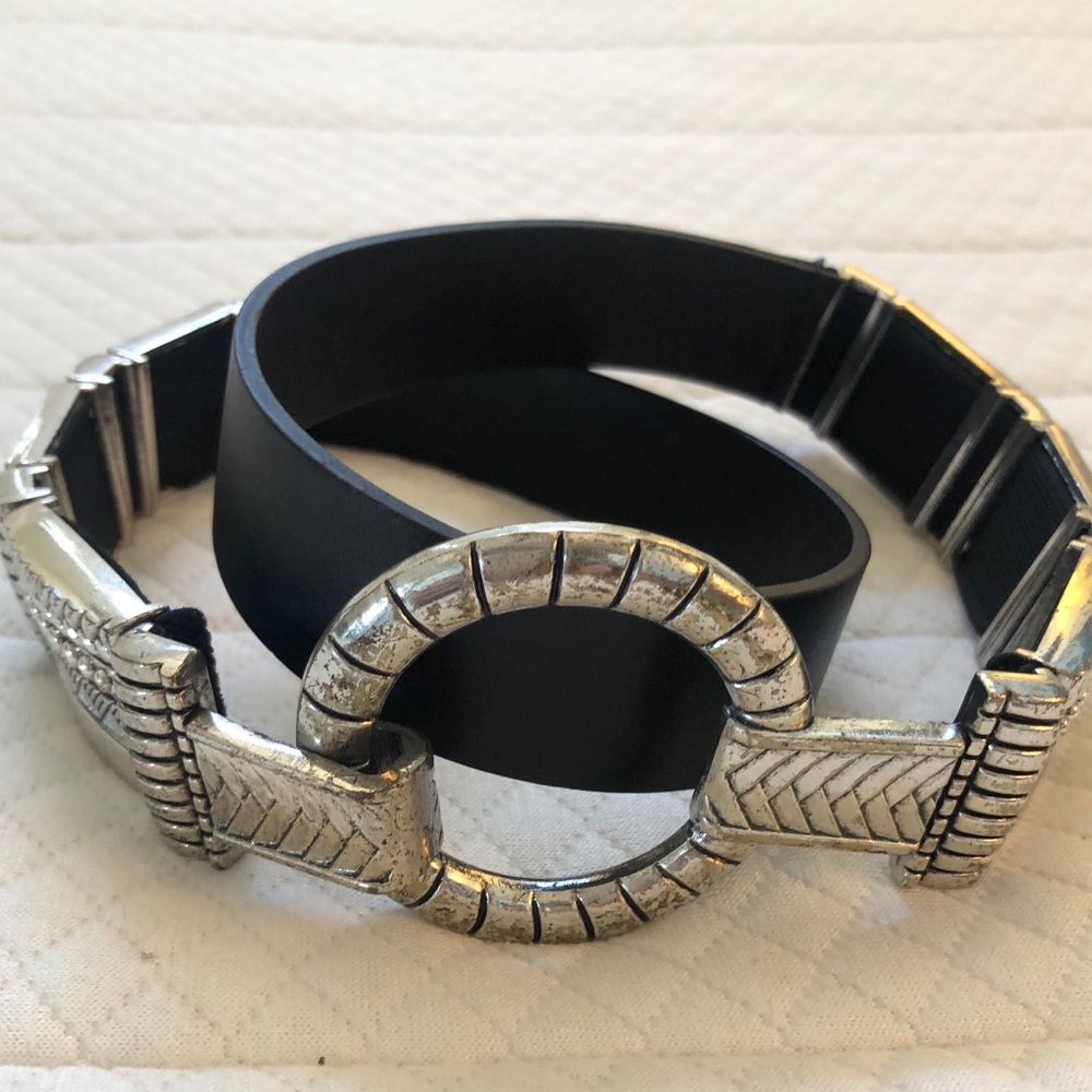 Chico’s leather and stretch silver belt